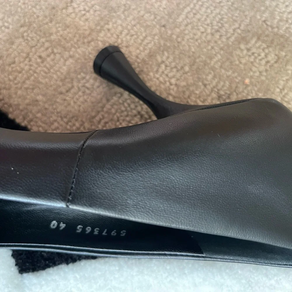 Balencigia Fringe Knife Heels - Picture 6 of 8